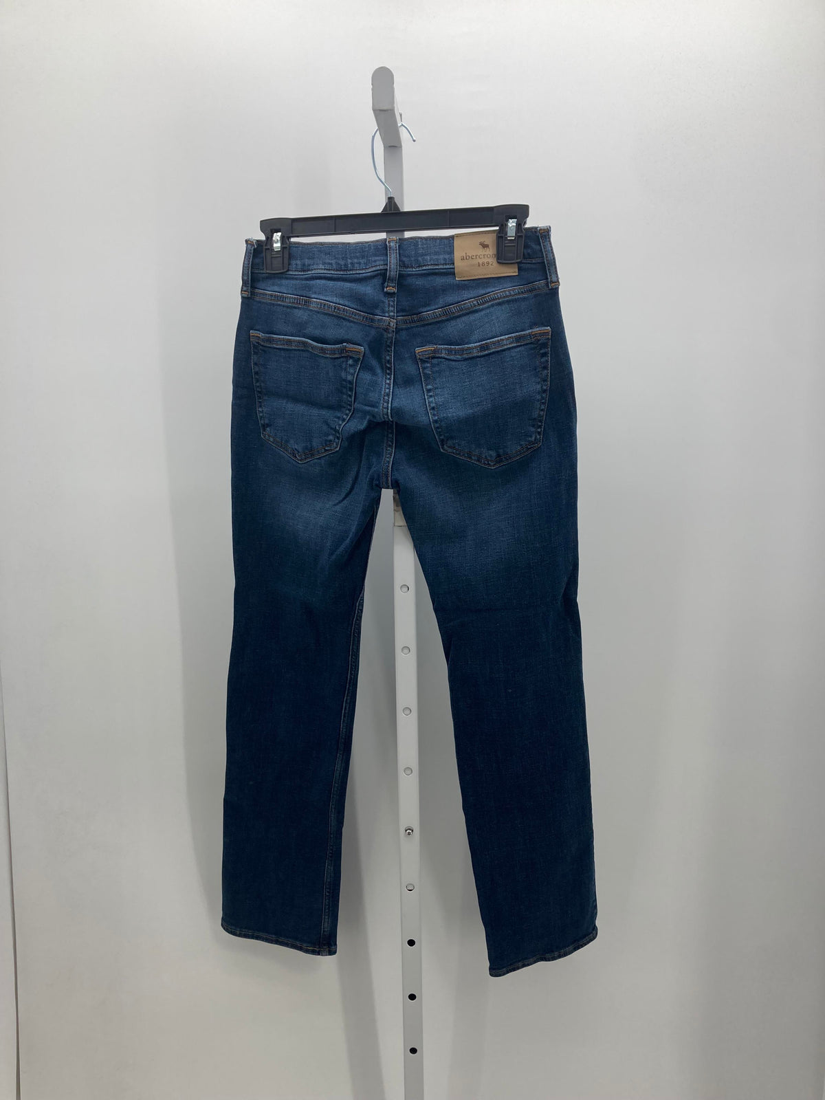 ADJ WAIST STRAIGHT FIT