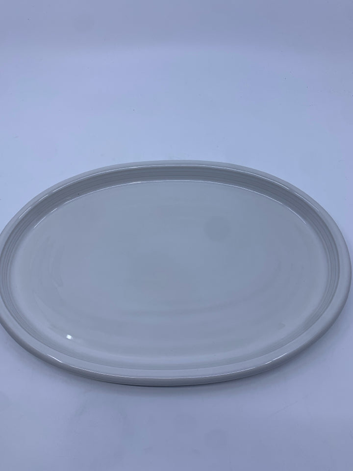 CREAM OVAL FARMHOUSE SANDWICH PLATE.