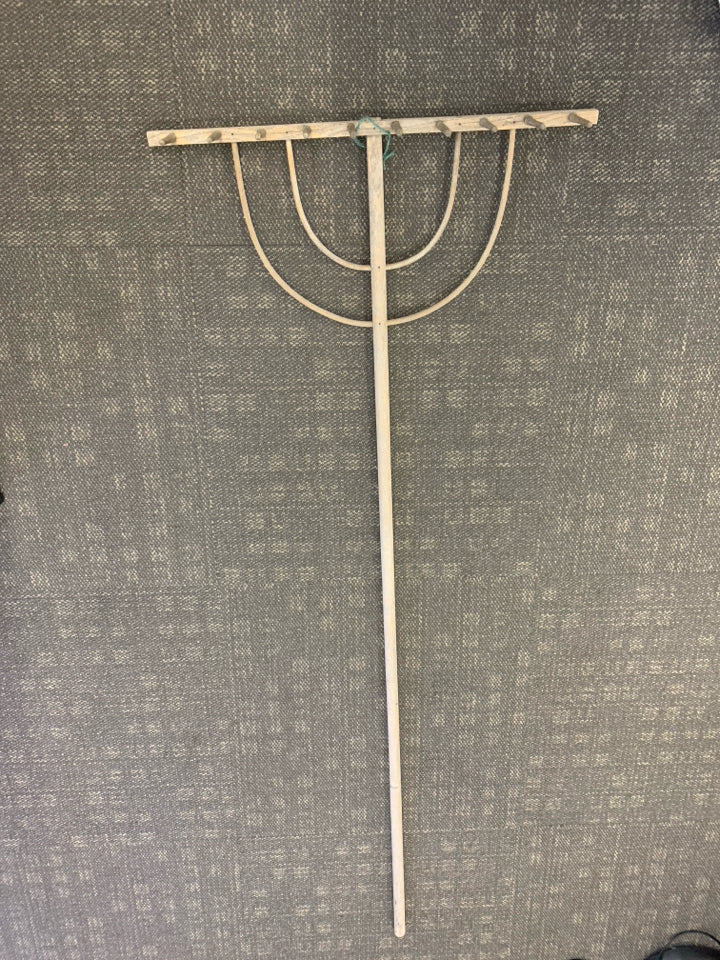 DECORATIVE WOOD RAKE.