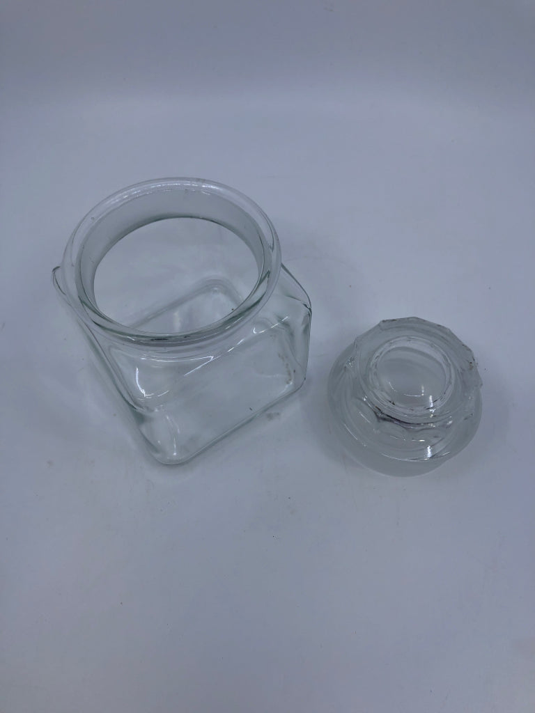 SMALL SQUARE GLASS CANISTER W LID.