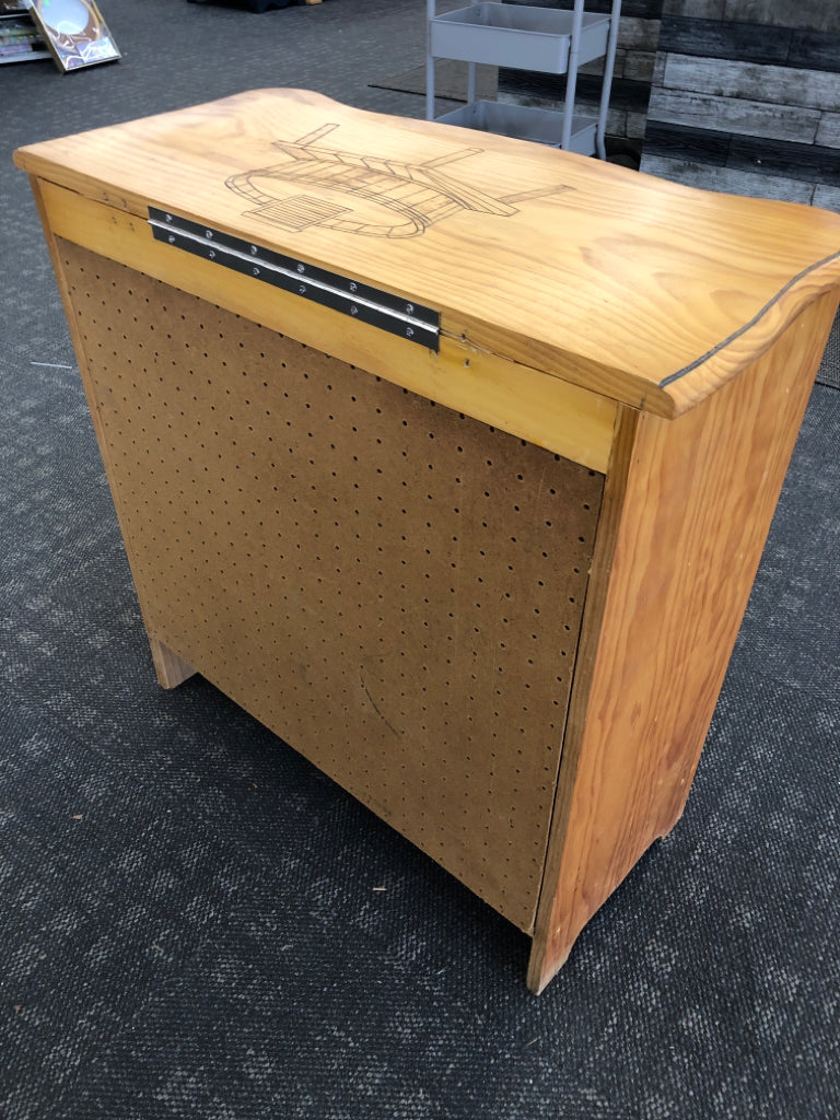 WOVEN FRONT, FLIP TOP, LIGHT WOOD CHEST.