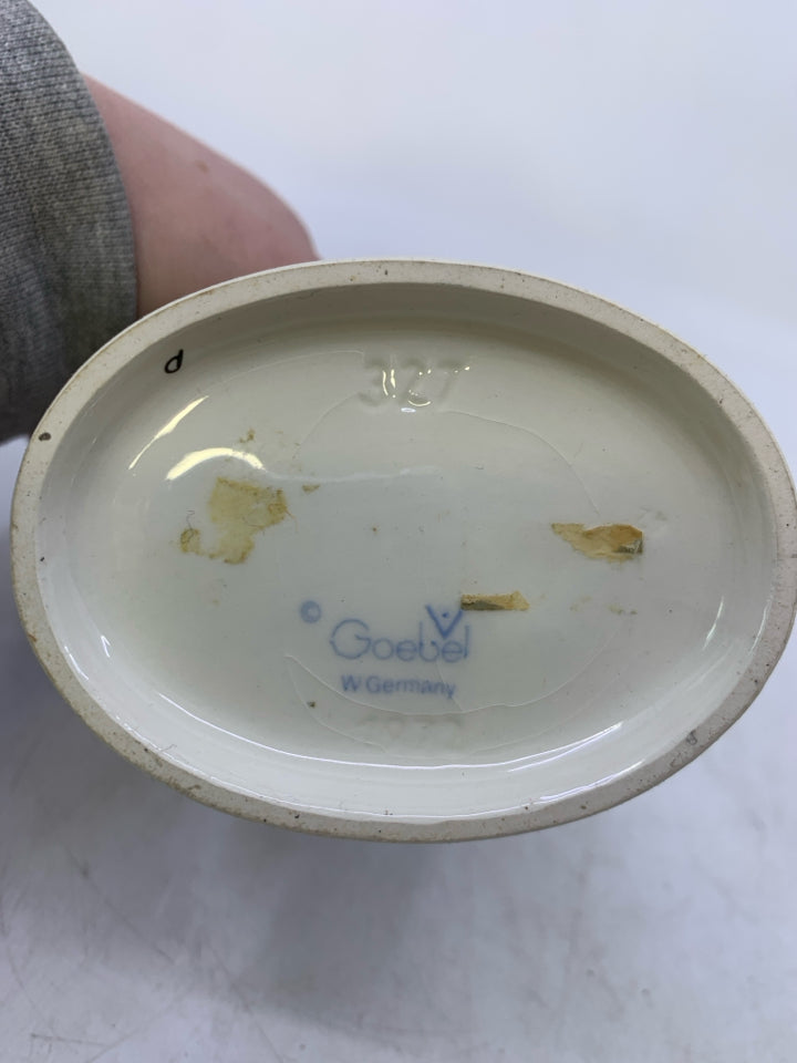 VTG HUMMEL THE RUN A WAY BOY HOLDING CANE #327 1972.