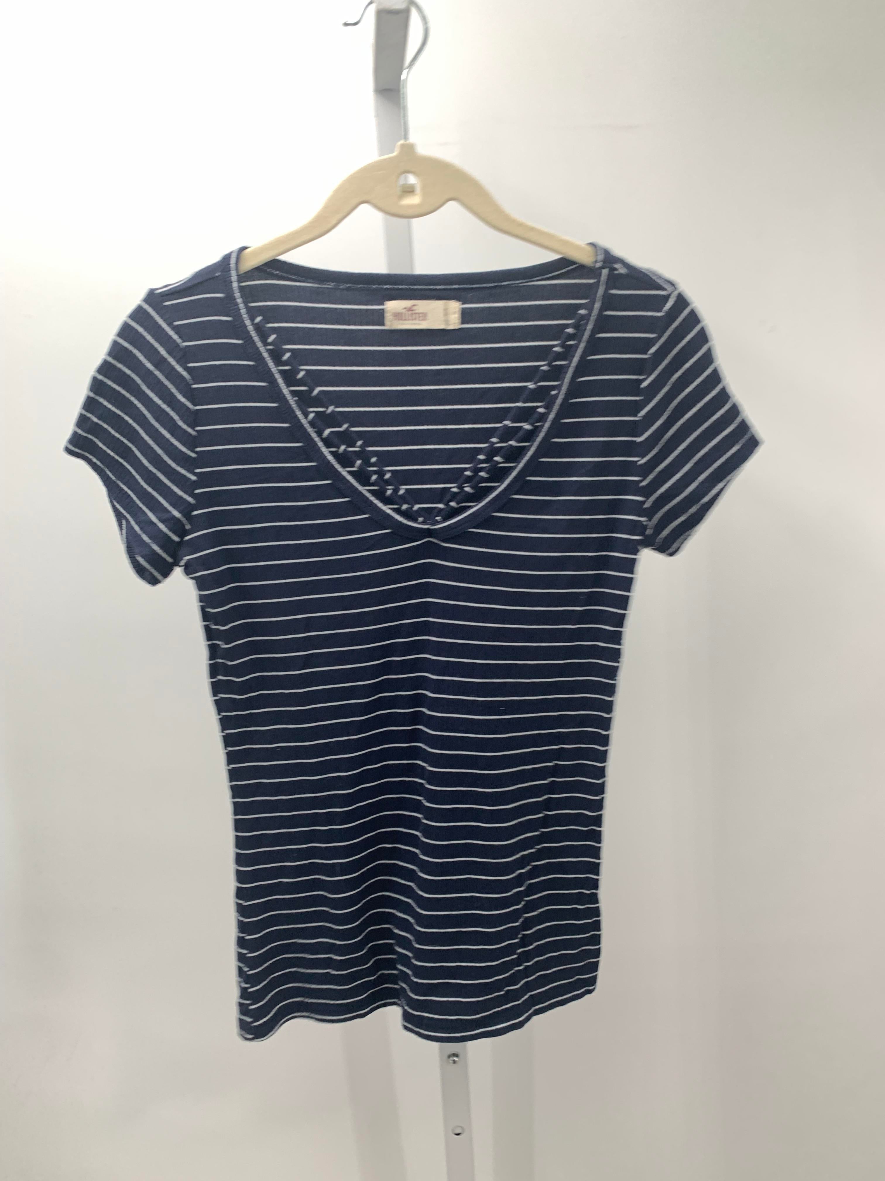 Hollister Size Small Juniors Short Sleeve Shirt