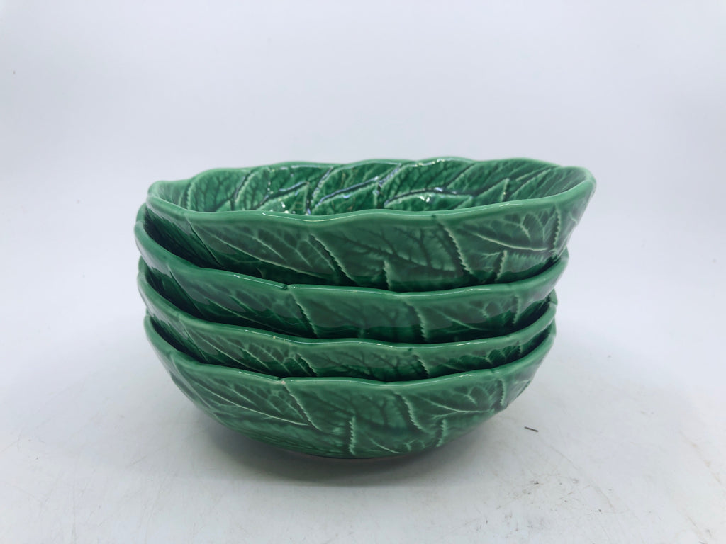 4 VTG OVAL GREEN LEAF DETAIL BOWLS.