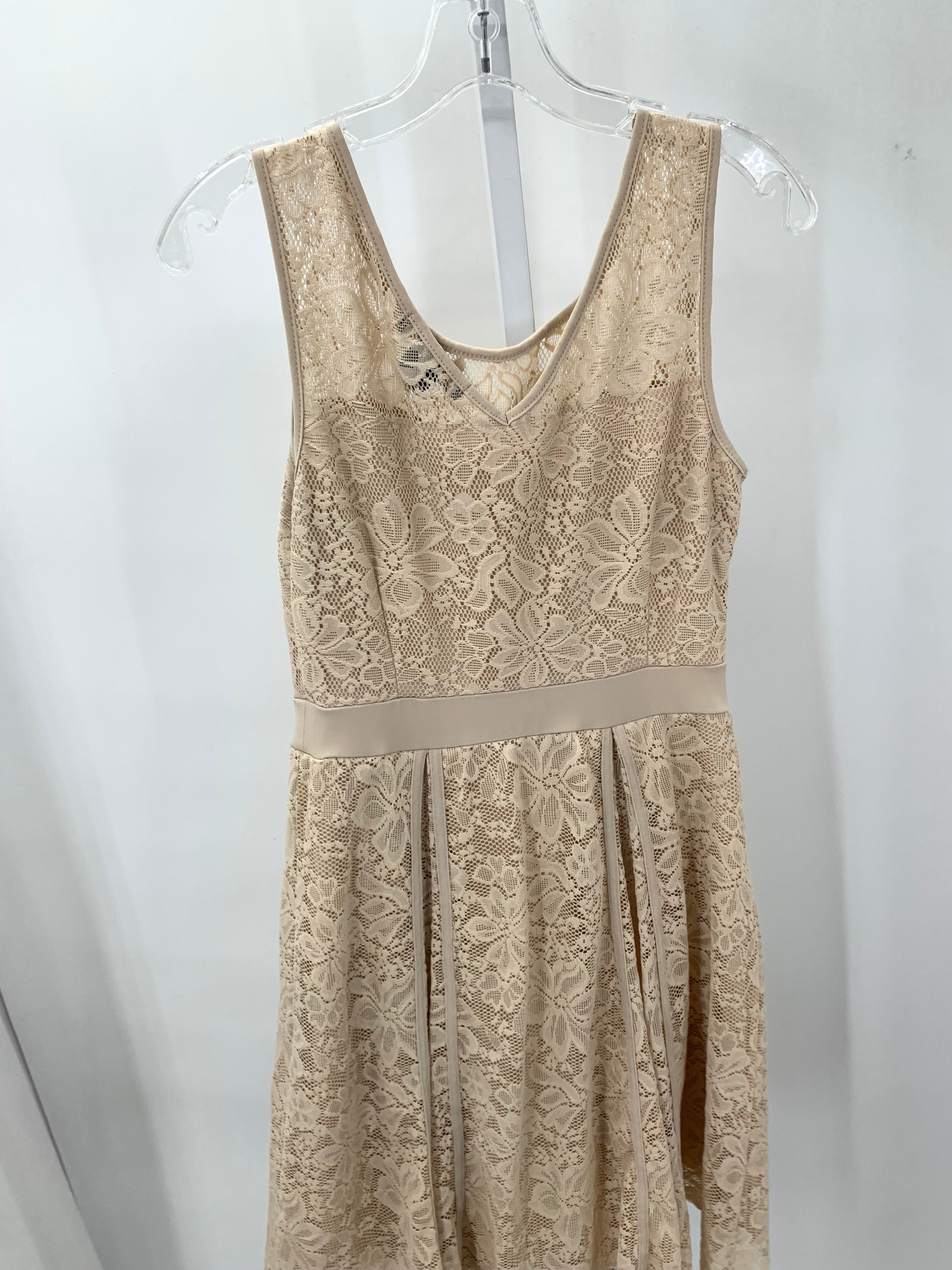 Size Small Misses Sleeveless Dress