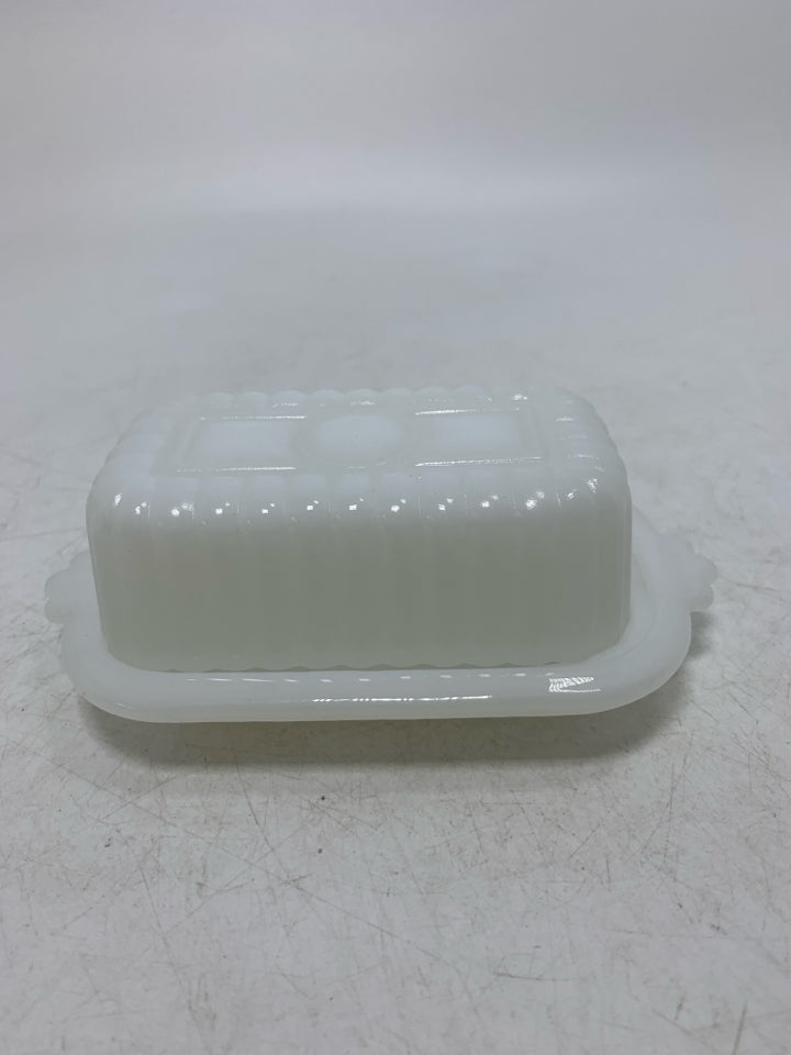 VTG MINI HALF STICK MILK GLASS BUTTER DISH.