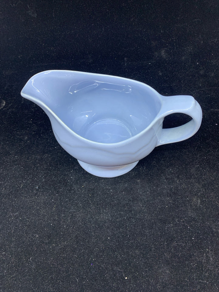 PFALTZGRAFF BABY BLUE GRAVY SERVER.