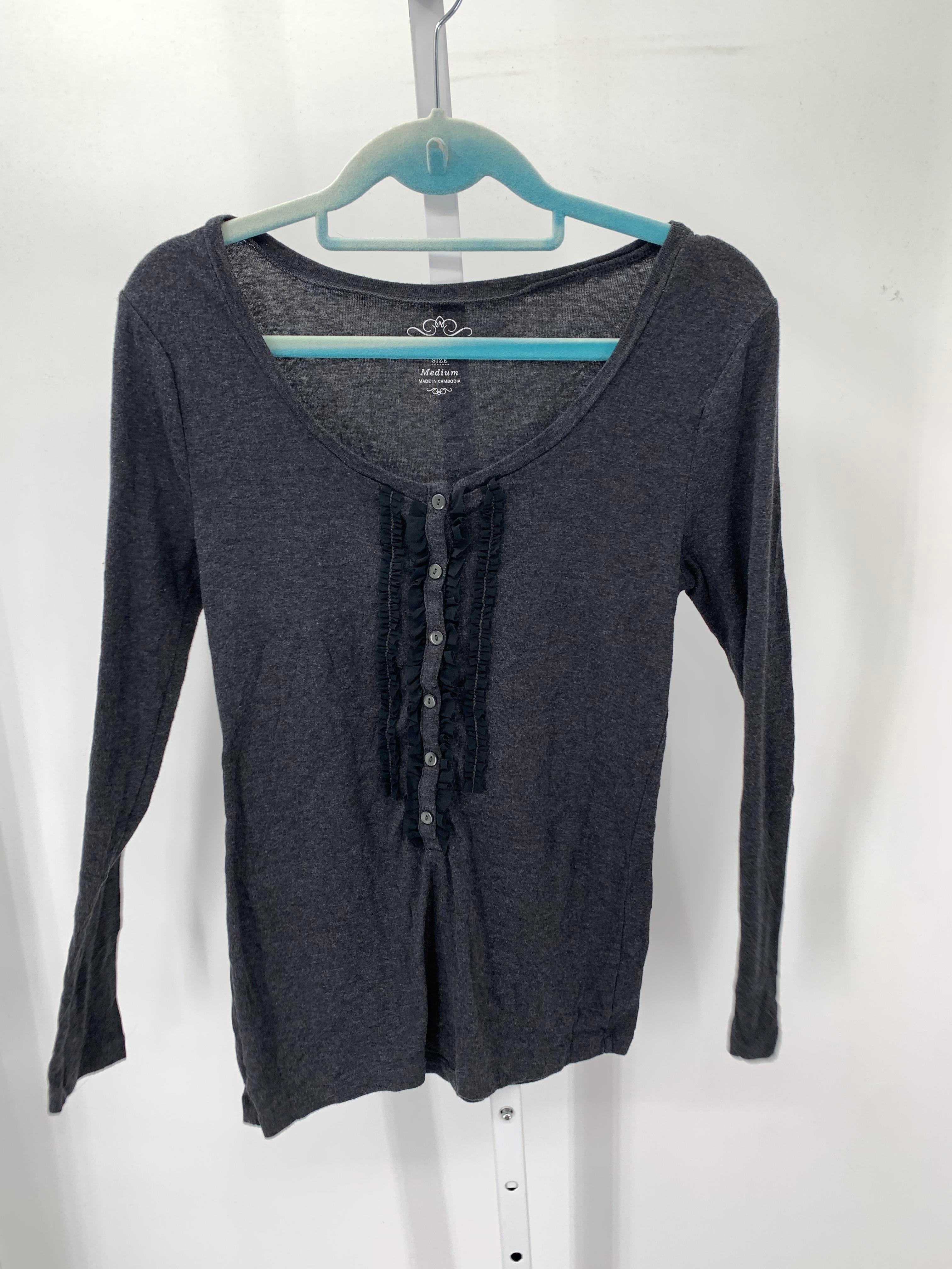 Old Navy Size Medium Misses Long Sleeve Shirt