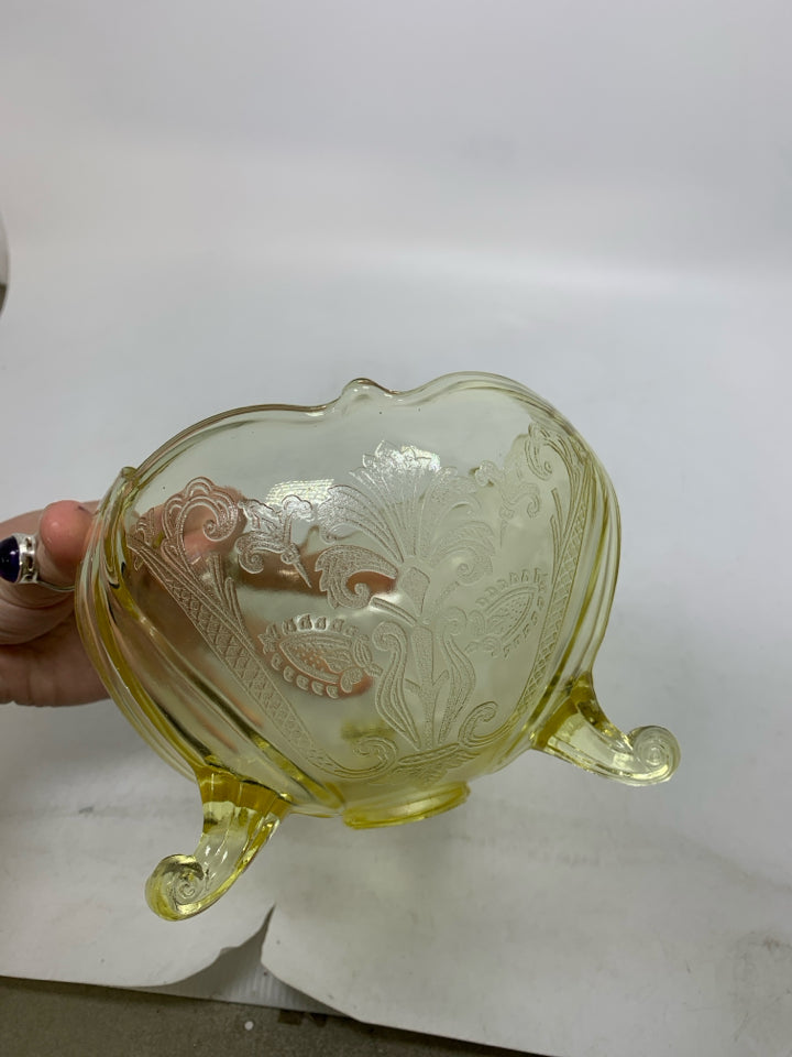 VTG FOOTED YELLOW PRESSED DETAILS BOWL W/ UNEVEN EDGE.