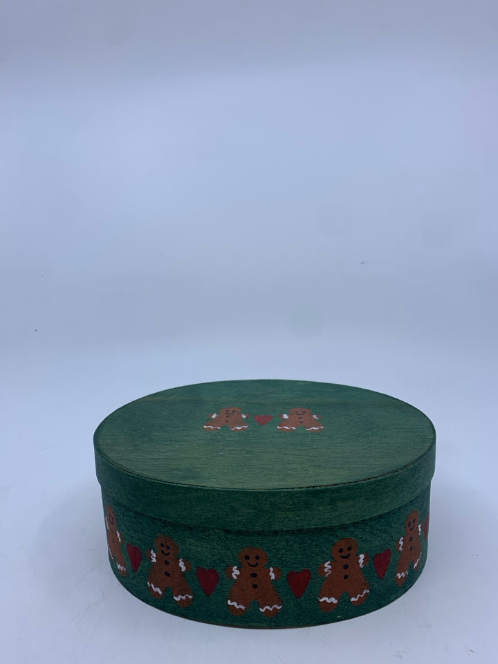 OVAL WOOD PAINTED GREEN GINGERBREAD STORAGE BOX.