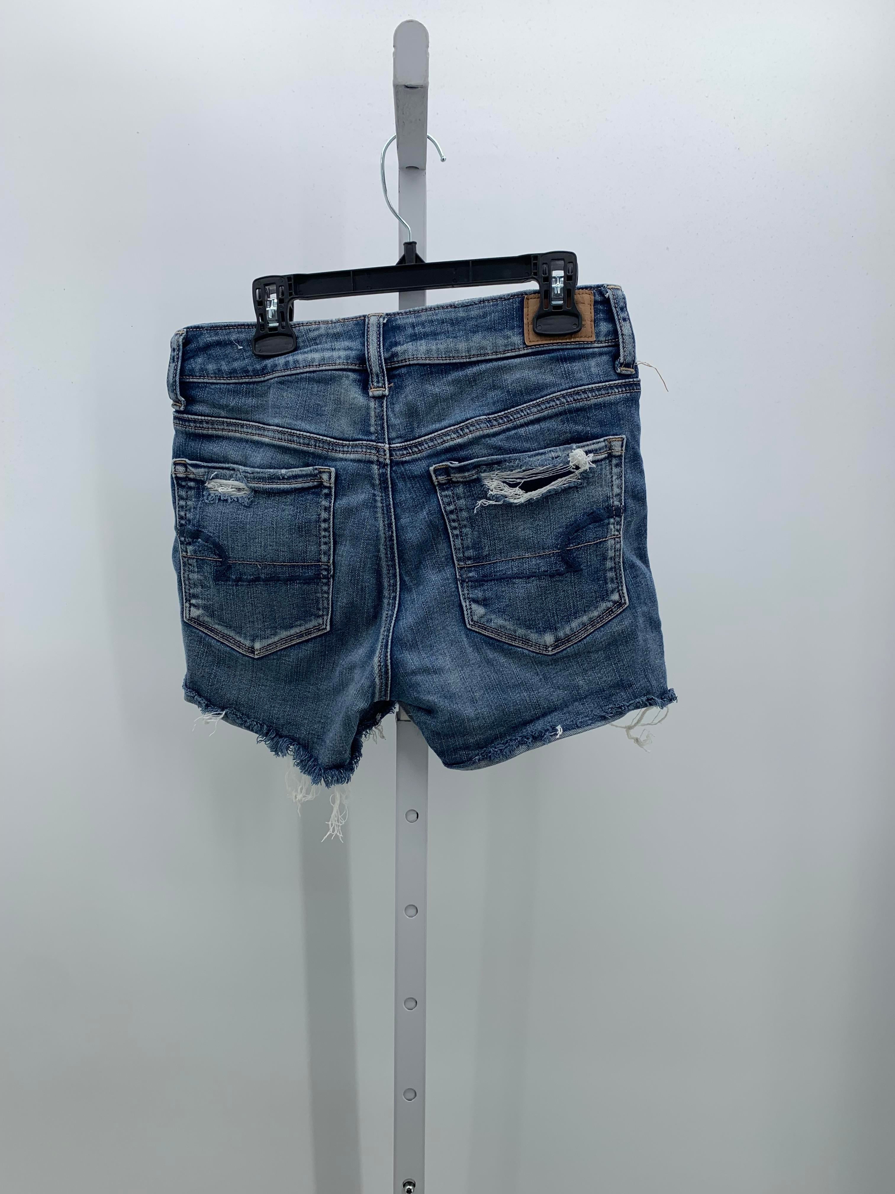American Eagle Size 2 Juniors Shorts