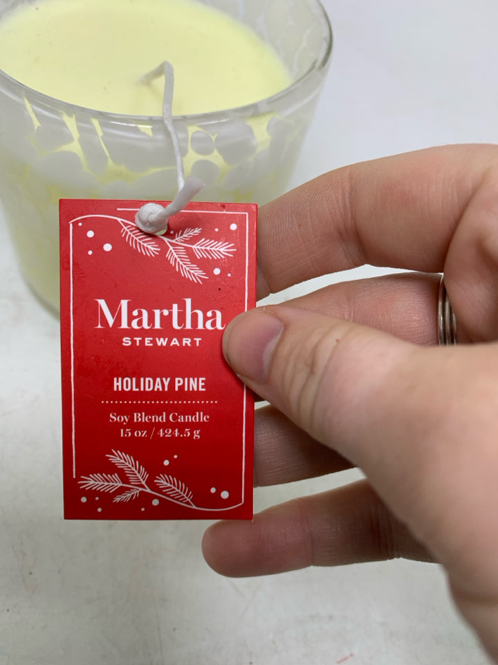 NEW MARTHA STEWART HOLIDAY PINE SOY CANDLE.