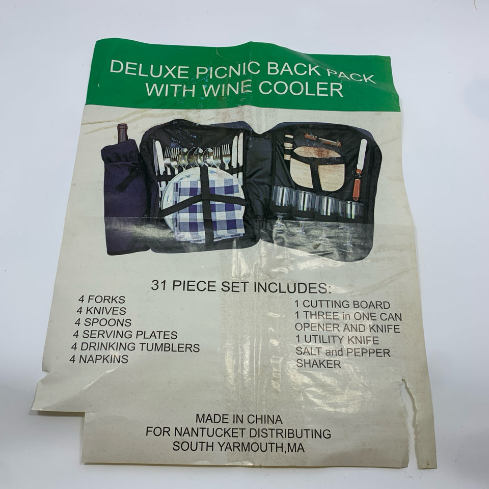DELUXE PICNIC BACK PACK W/WINE COOLER.