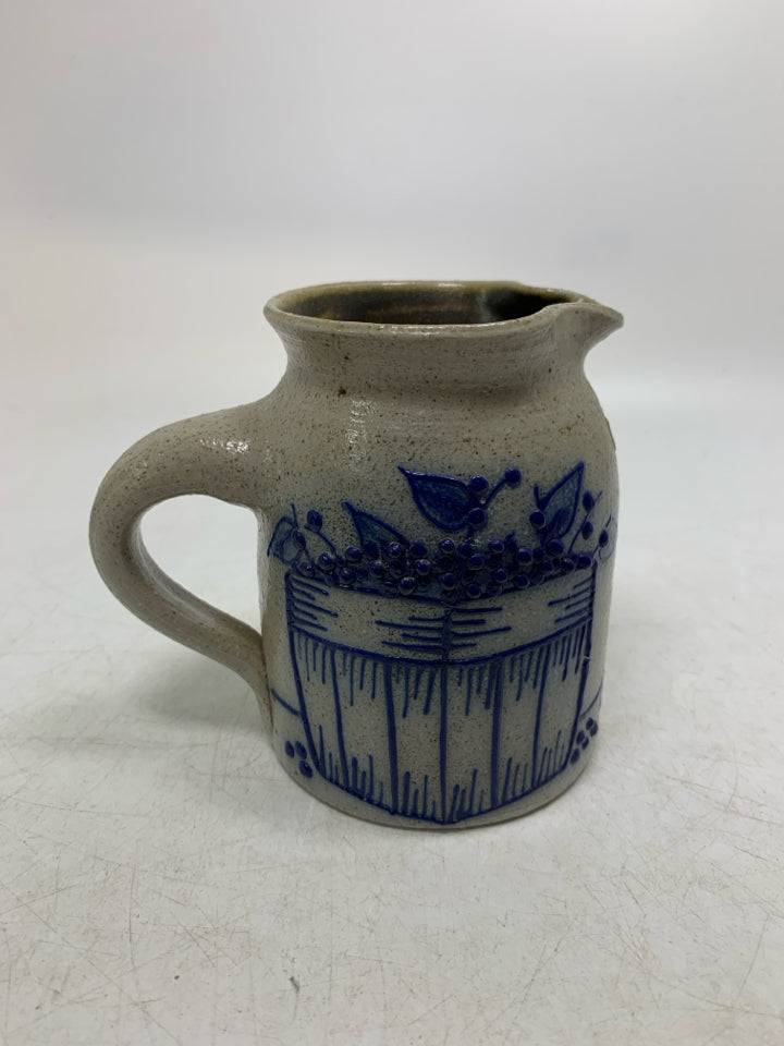 VTG 1995 SALMON FALLS SALT GLAZE STONEWARE BLUEBERRY BASKET CREAMER.