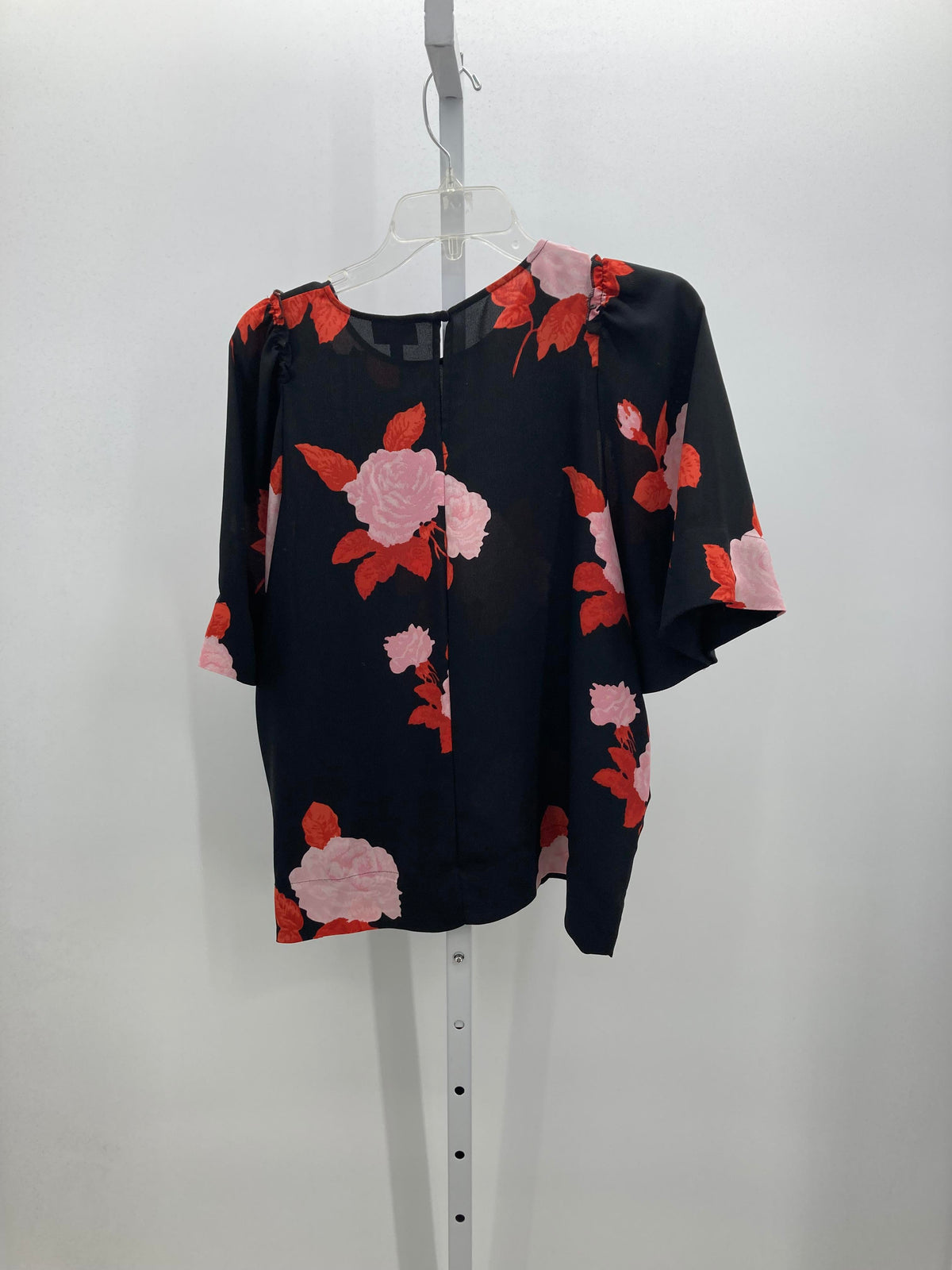Who What Wear Size Large Misses Short Sleeve Shirt