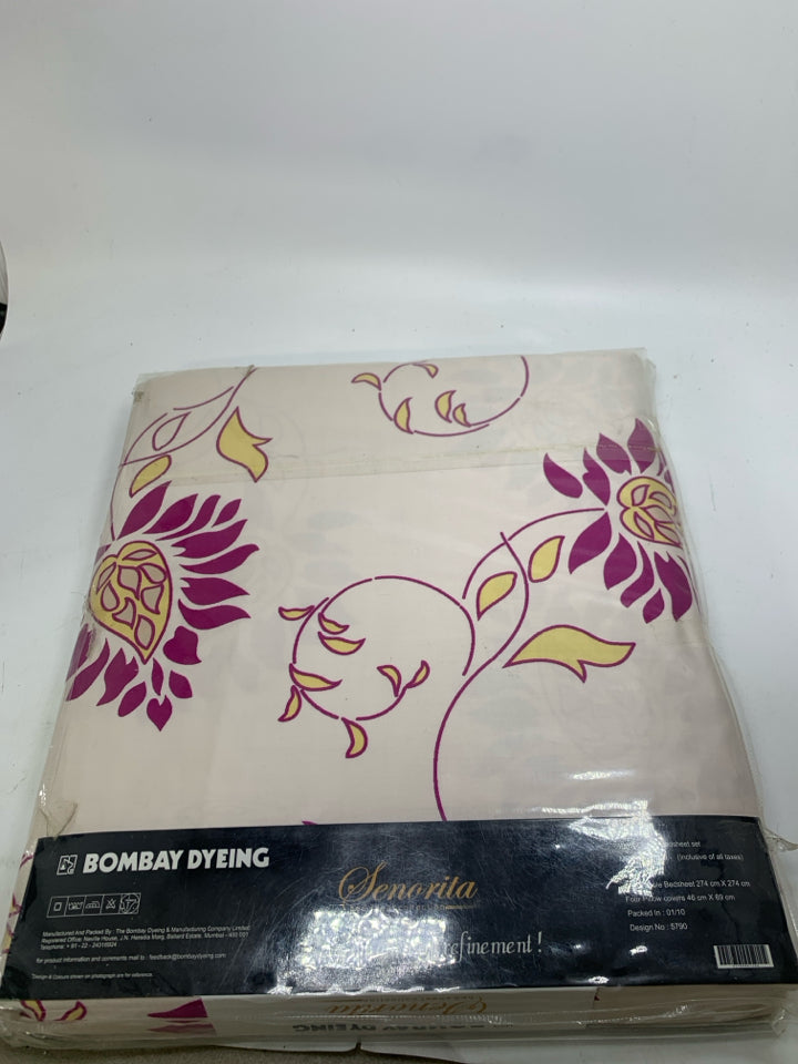 NIP BOMBAY DYEING DARK PINK/YELLOW FLORAL PATTERN SHEETS.