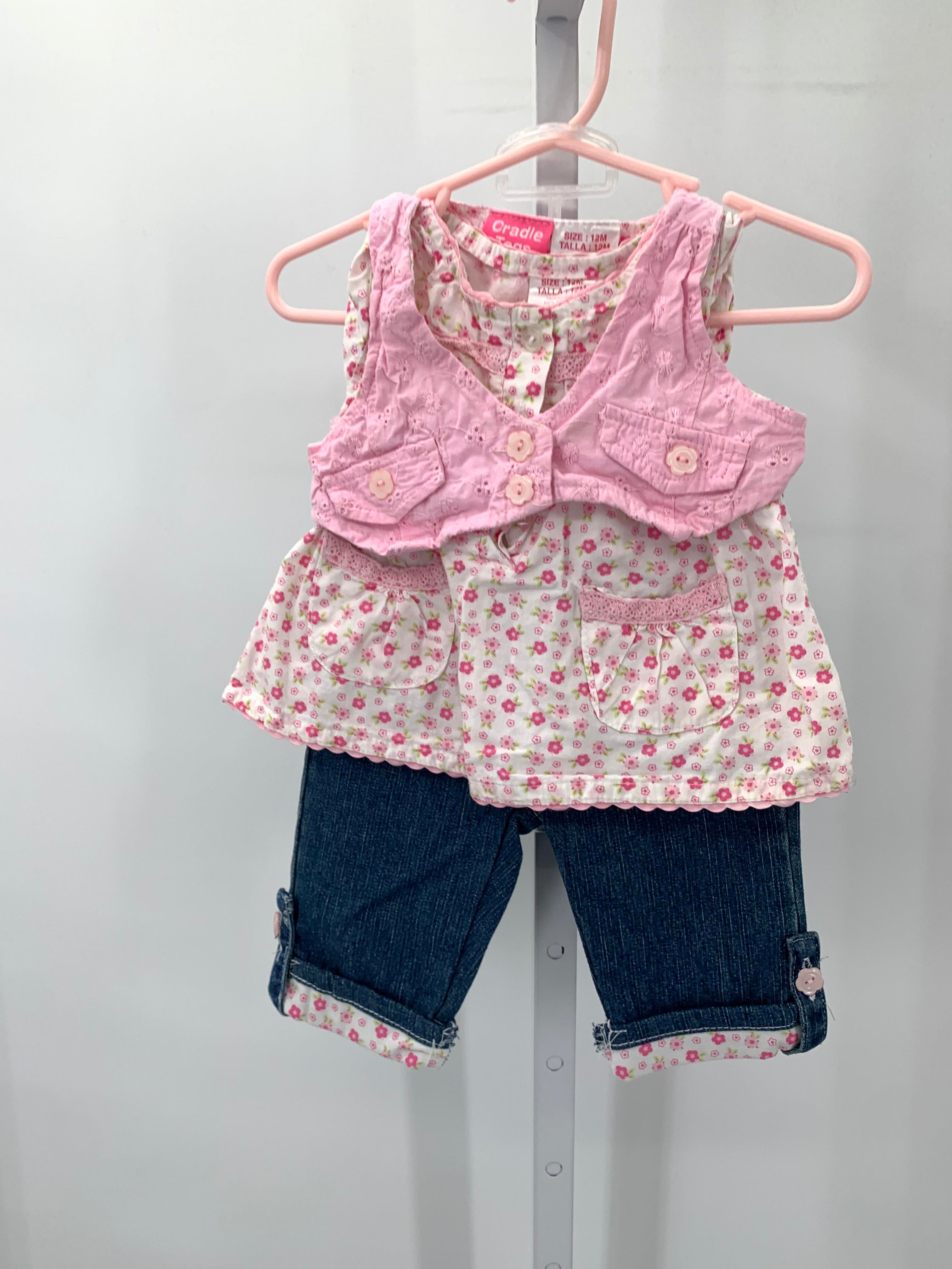 FLORAL TANK VEST AND DENIM PANTS