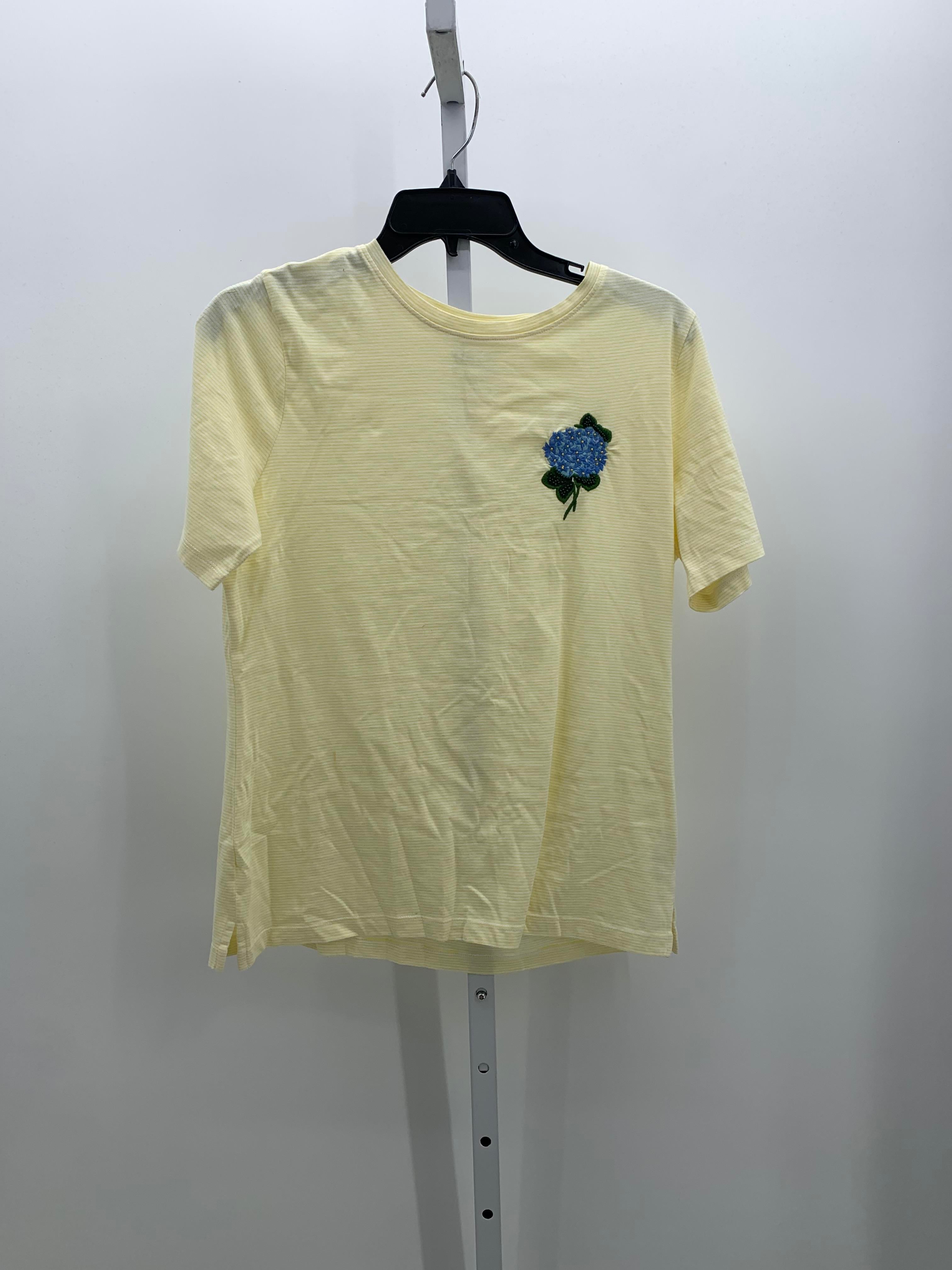 d & co. Size Small Misses Short Sleeve Shirt