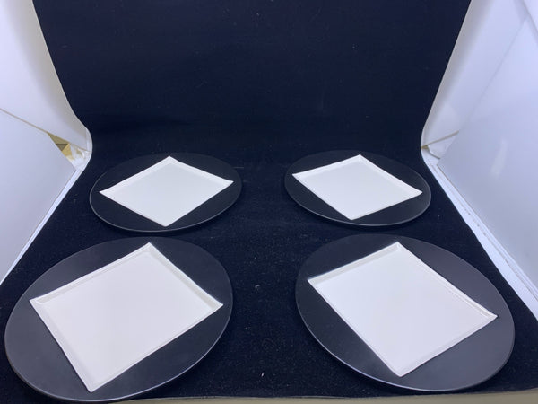 4 BLACK DINNER PLATES WITH SQUARE WHITE CENTER- SATURDAY PATTERN.