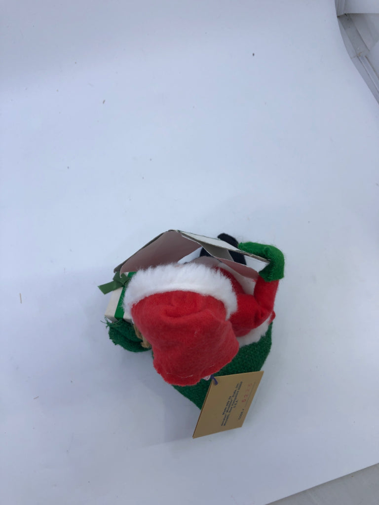 ANNA LEE SANTA HOLDING NAUGHTY NICE BOOK.