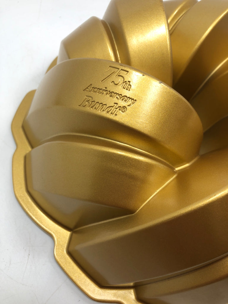 BRAIDED BUNDT PAN 75TH ANNIVERSARY NORDIC WARE.