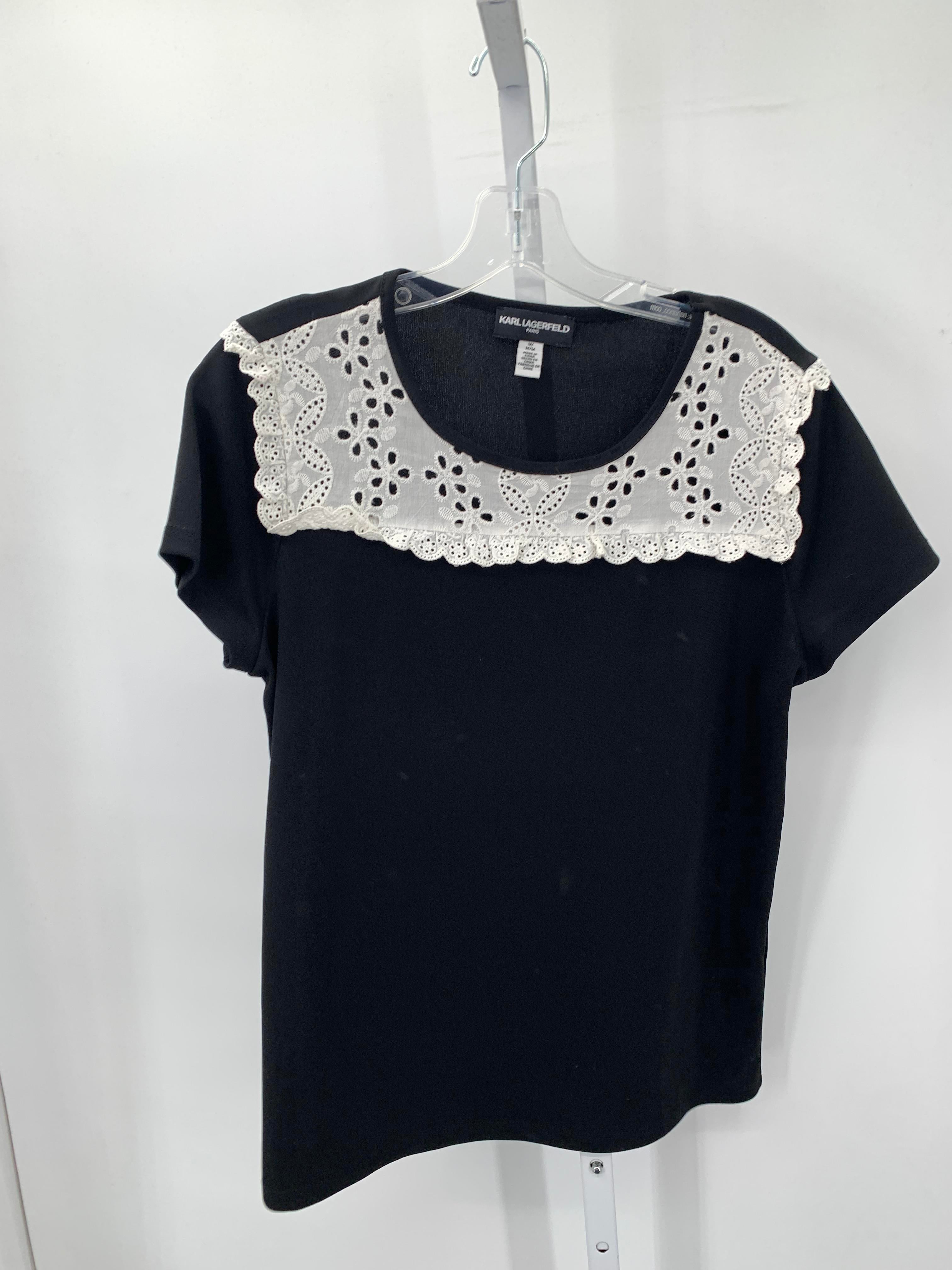 Size Medium Misses Short Sleeve Shirt