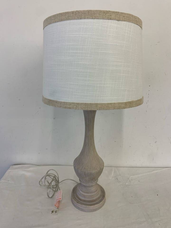 WHITE WASHED LAMP.