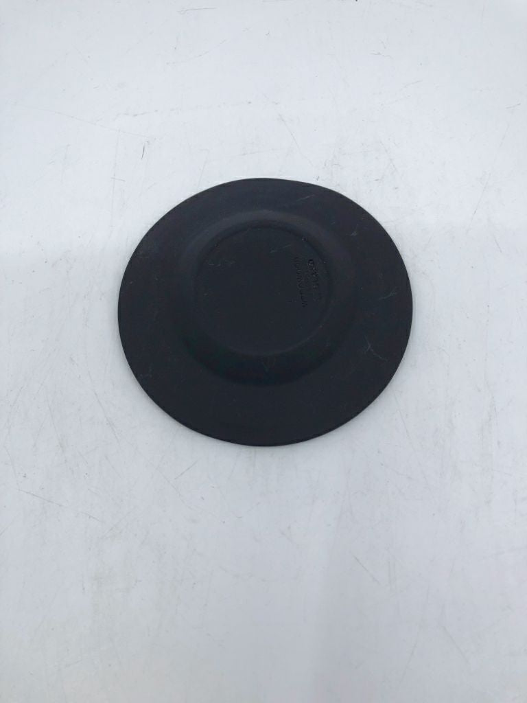 VTG WEDGWOOD BLACK JASPERWARE ASHTRAY.