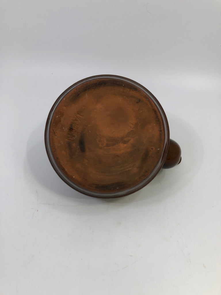 BROWN CERAMIC WOOD STOVE TEAPOT W/EMBOSSED FRUIT.