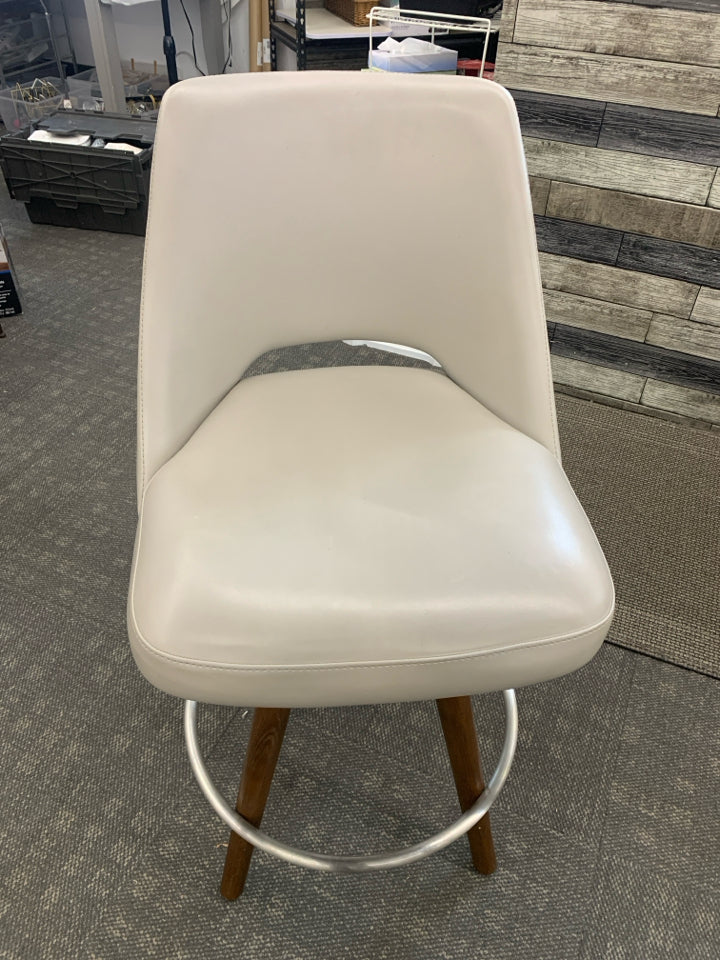 FAUX GREY LEATHER SWIVEL BAR STOOL.