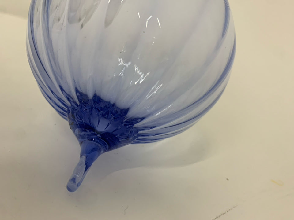 PALE BLUE SLIGHT RIBBED WITCHES BALL.