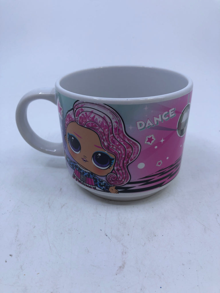 LOL DOLLS MUG.
