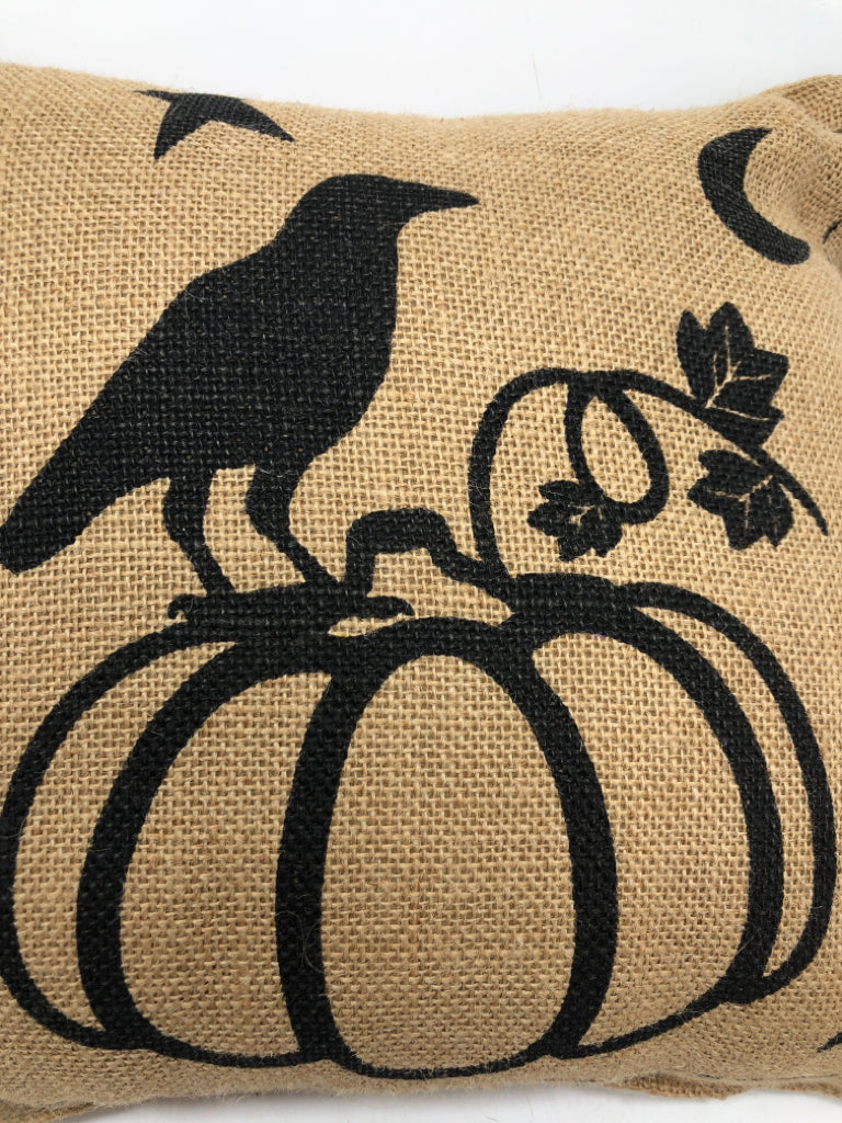 PRIMITIVE BURLAP CROW PILLOW.