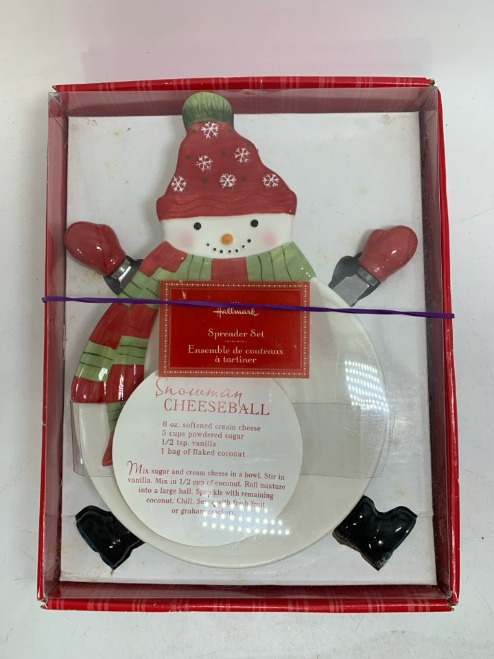 NIP HALLMARK SNOWMAN CHEESE PLATE W/ SPREADERS.
