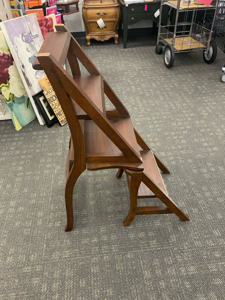 BROWN WOOD CHAIR/LADDER.