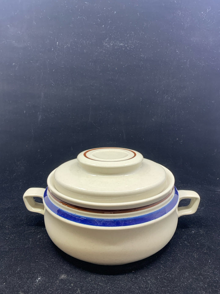 VTG CREAM AND BLUE STRIPE COVERED STONEWARE CROCK.