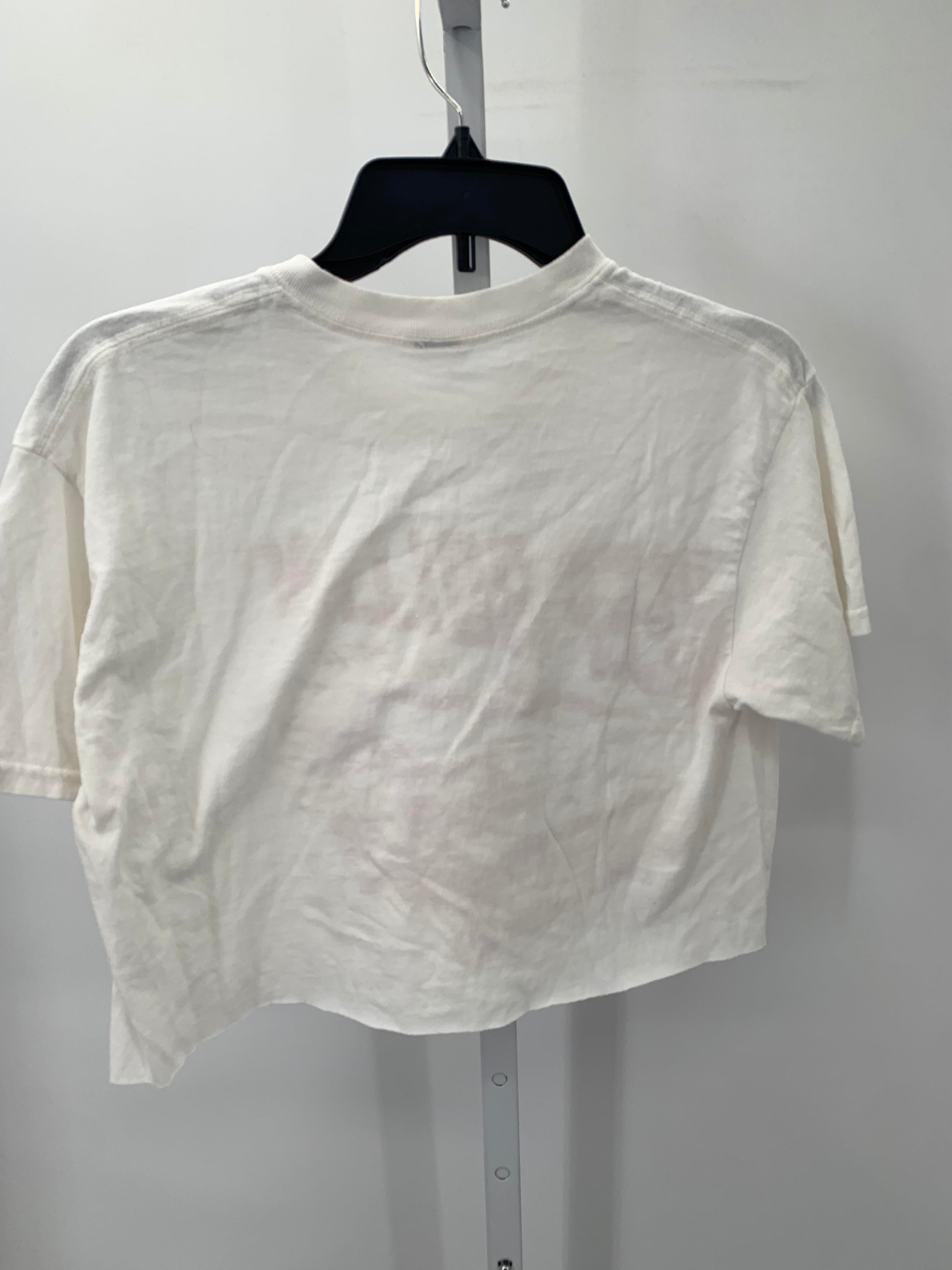 Size Small Juniors Short Sleeve Shirt