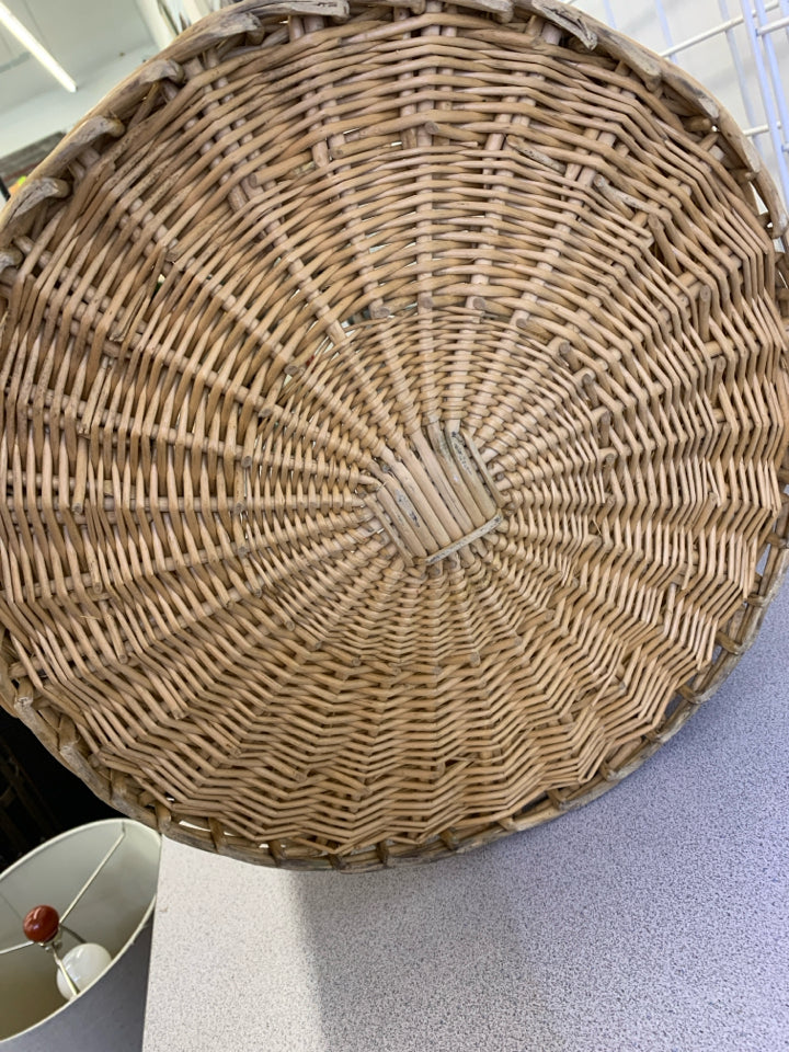 WICKER CYLINDER LAUNDRY BASKET.