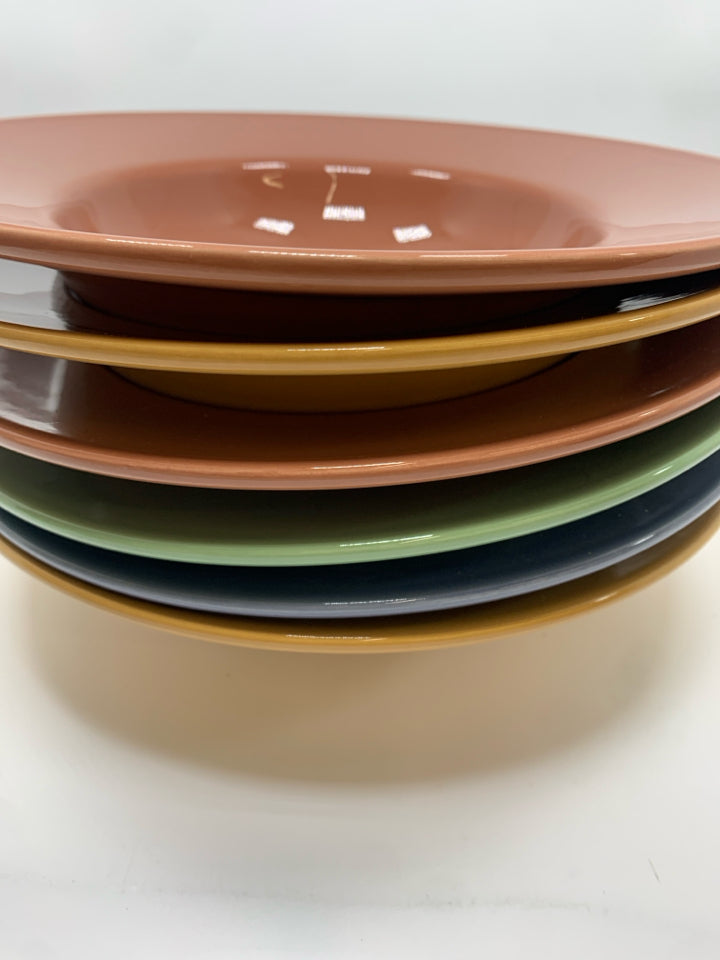 6 COLORFUL CERAMIC PASTA BOWLS.