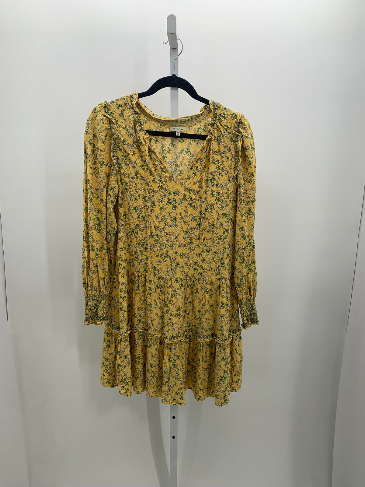 Max Studio Size Medium Misses Long Sleeve Dress
