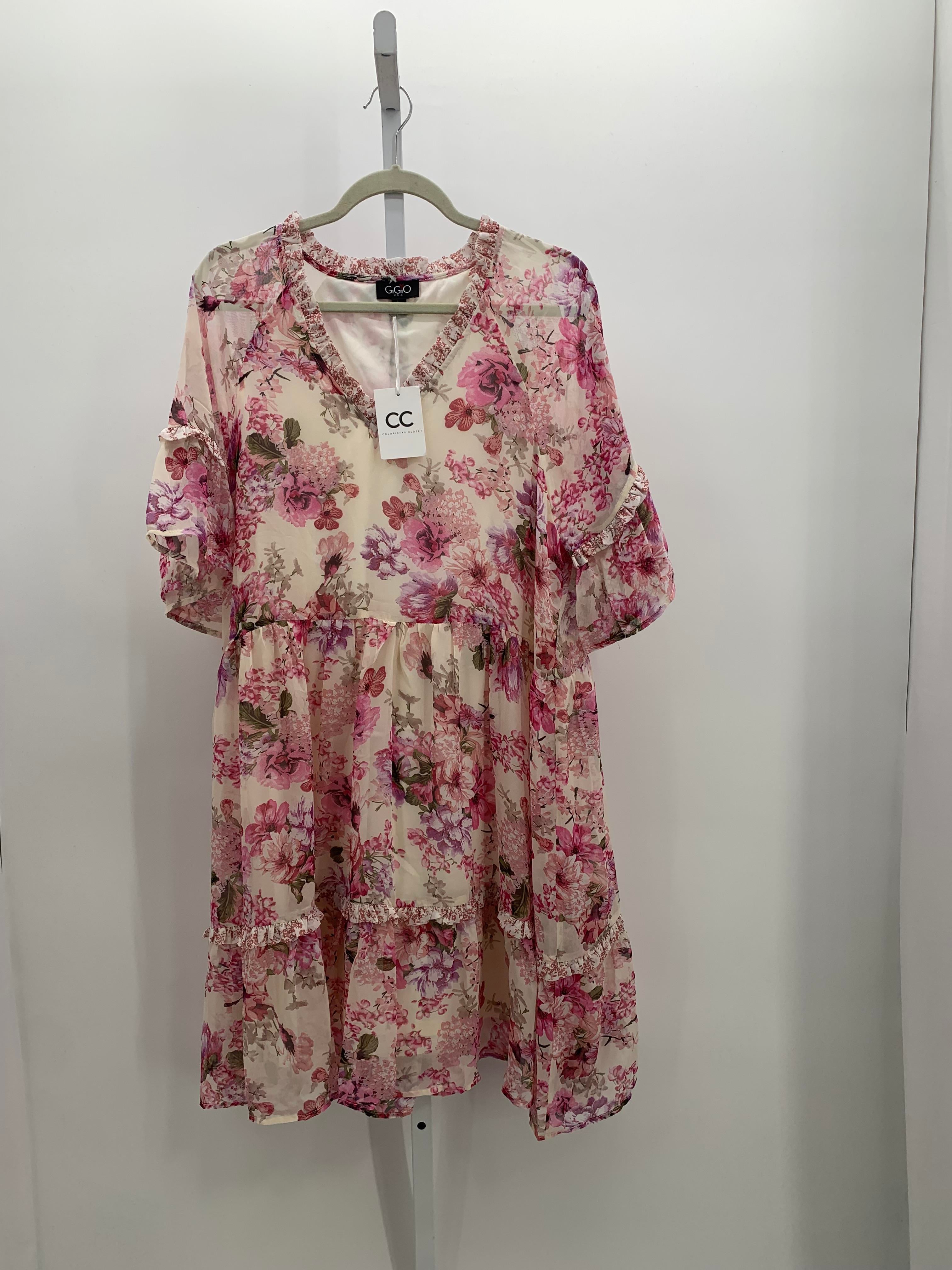 Size Large Misses Short Sleeve Dress