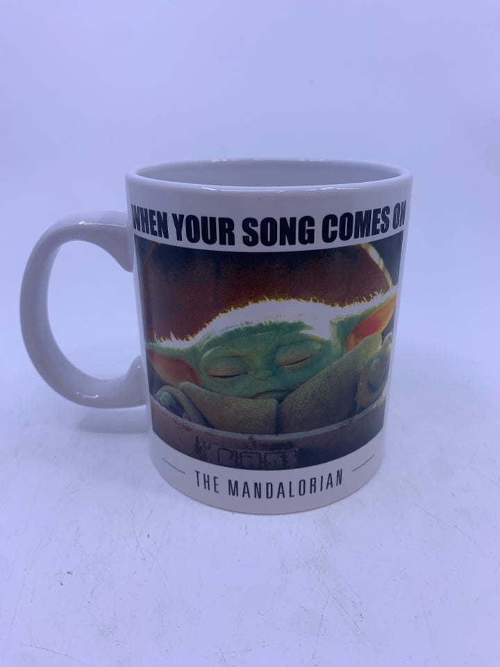 WHEN YOUR SONG COMES MUG- THE MANDALORIAN.