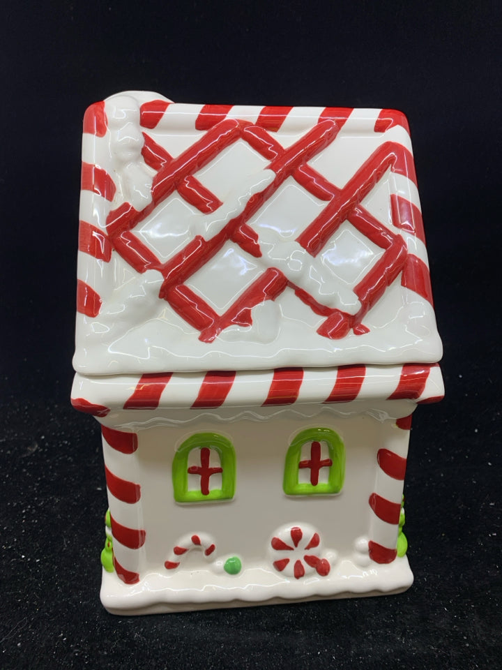 WHITE GINGERBREAD HOUSE COOKIE JAR.