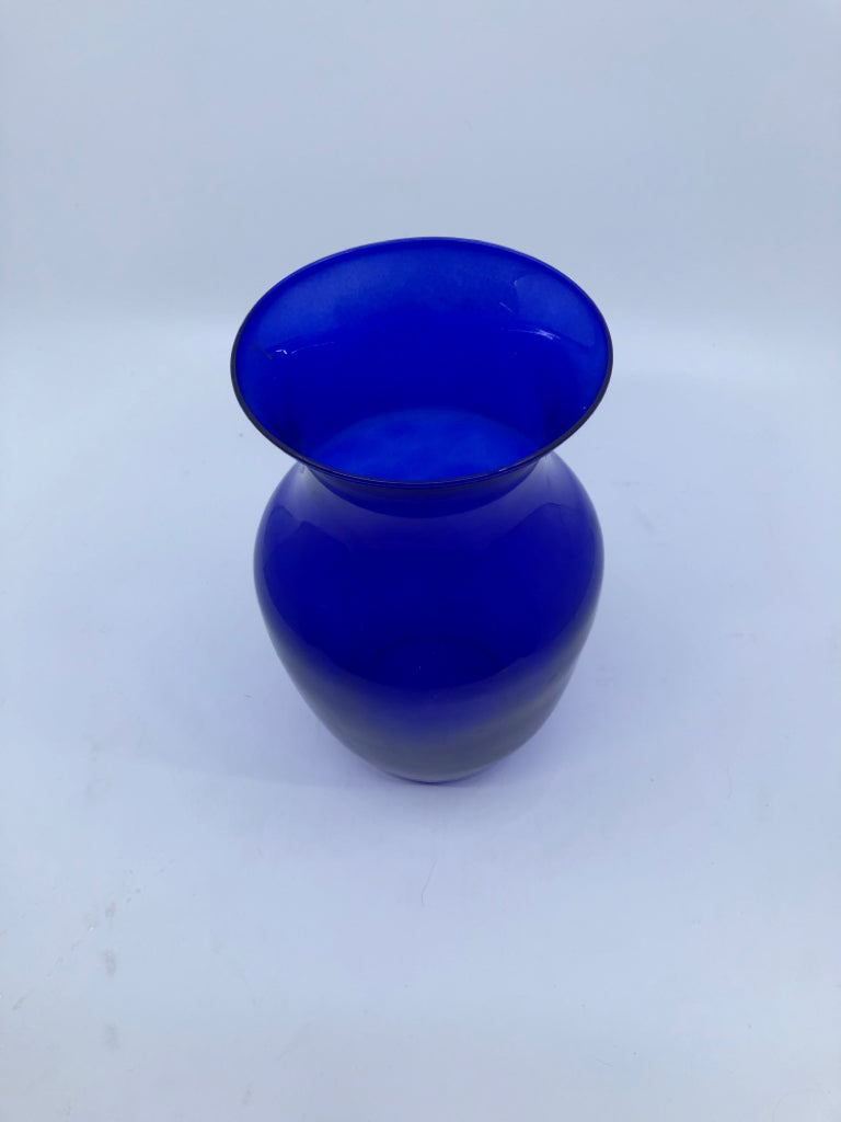 COBALT BLUE VASE.