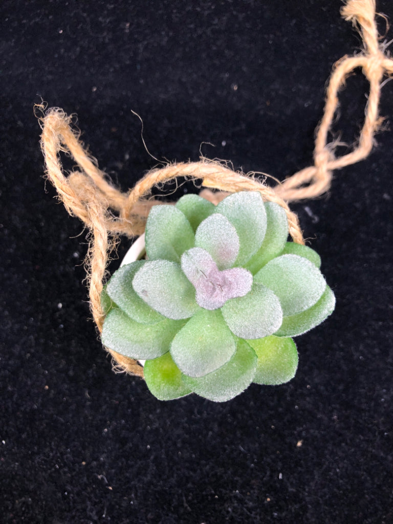 SMALL HANGING FAUX SUCCULENT.