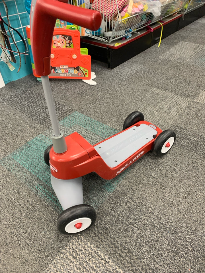 Radio Flyer Scoot 2 Scooter