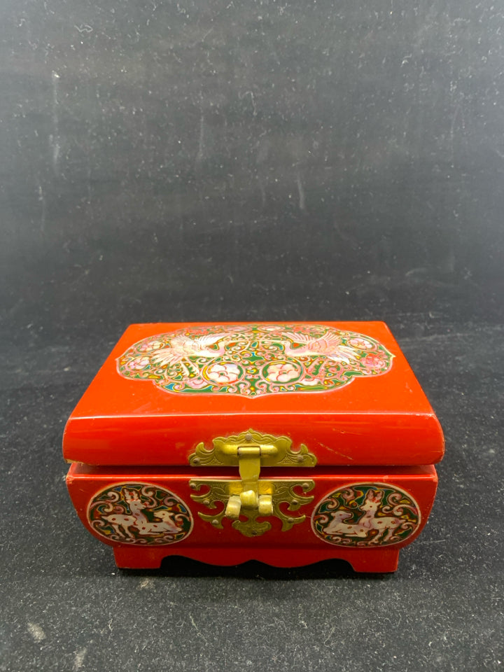 RED ASIAN STYLE TRINKET BOX.