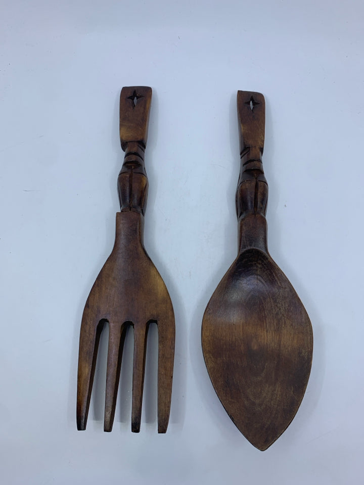 WOOD CARVED SALAD UTENSILS.