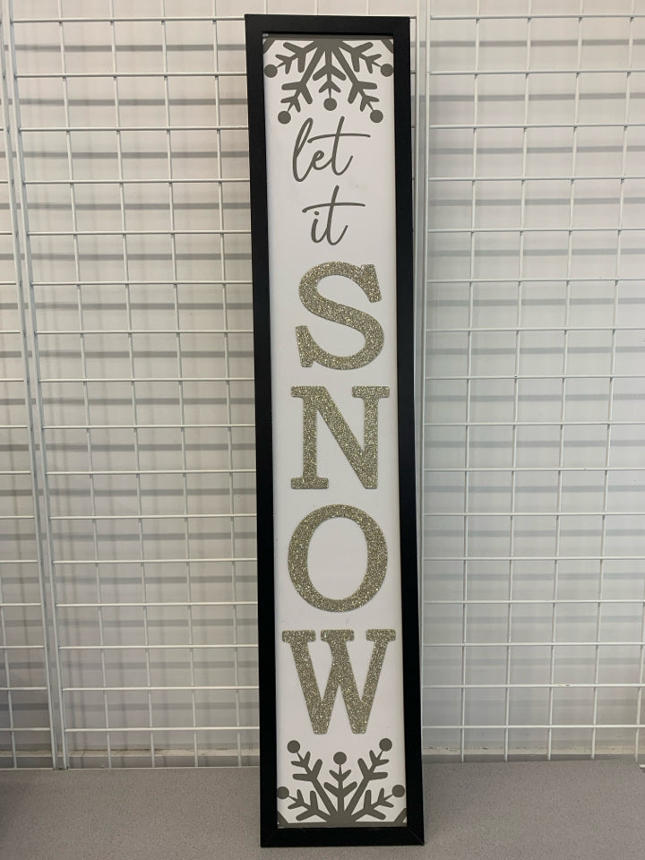 LET IT SNOW GLITTER SIGN.