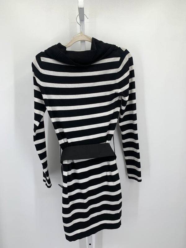 Body Central Size Large Misses Long Sleeve Dress